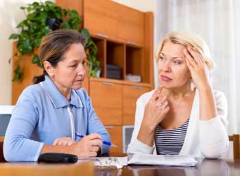 L'ostetrica ti può accompagnare a vivere nel modo migliore la fase della menopausa.